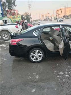 نيسان ألتيما